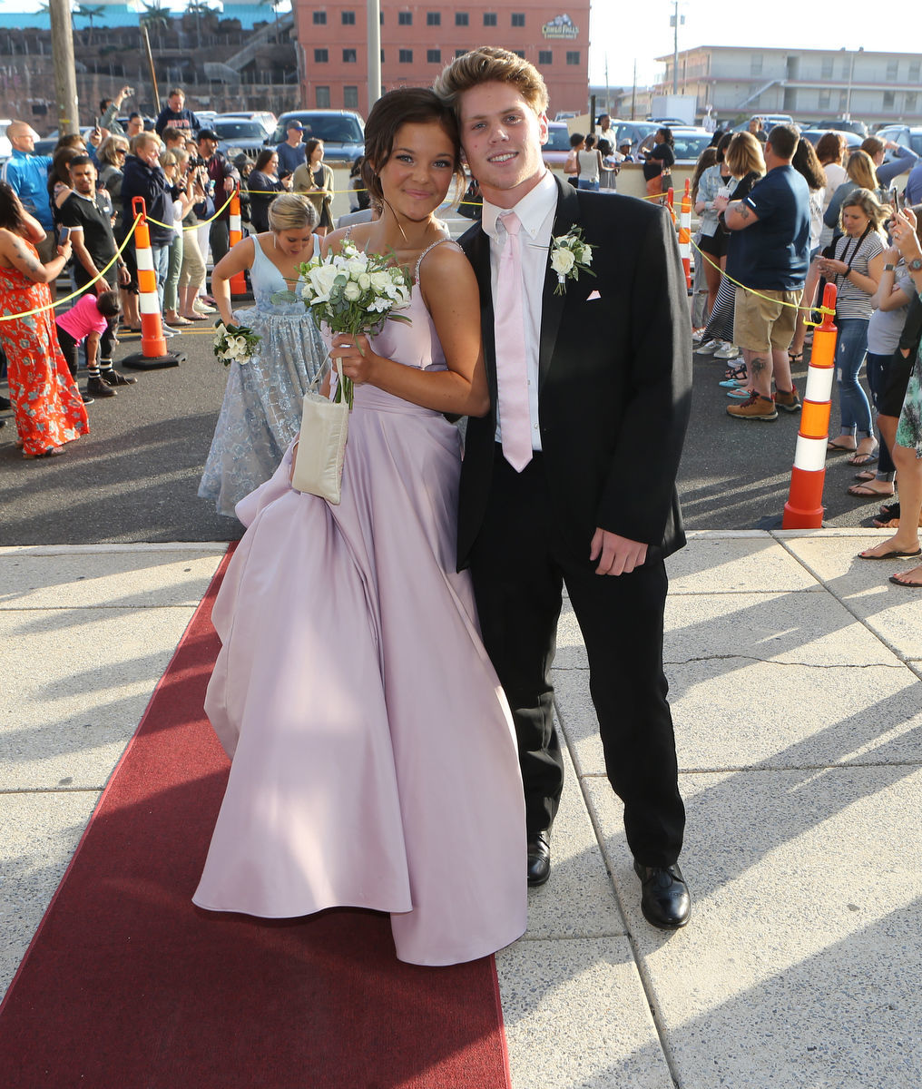 051819_gal_middletwp144.JPG